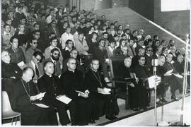 Asistentes a la inauguración del curso 1974-1975