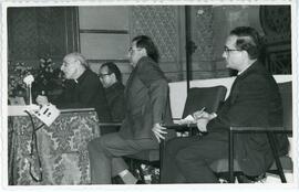 P. Arrupe y P. Matías en la capilla del Colegio Máximo.
